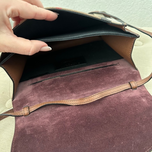 Authentic BURBERRY Macken Crossbody Bag Leather and House Check Canvas - Picture 10 of 12